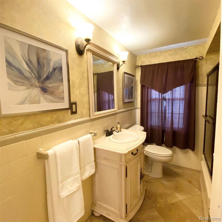 20424 Stratford Road Detroit, MI 48221 - Photo 13 of 19