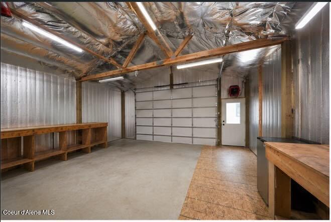 124 Ryan Road Priest Lake, ID 83856 - Photo 29 of 40 Garage4