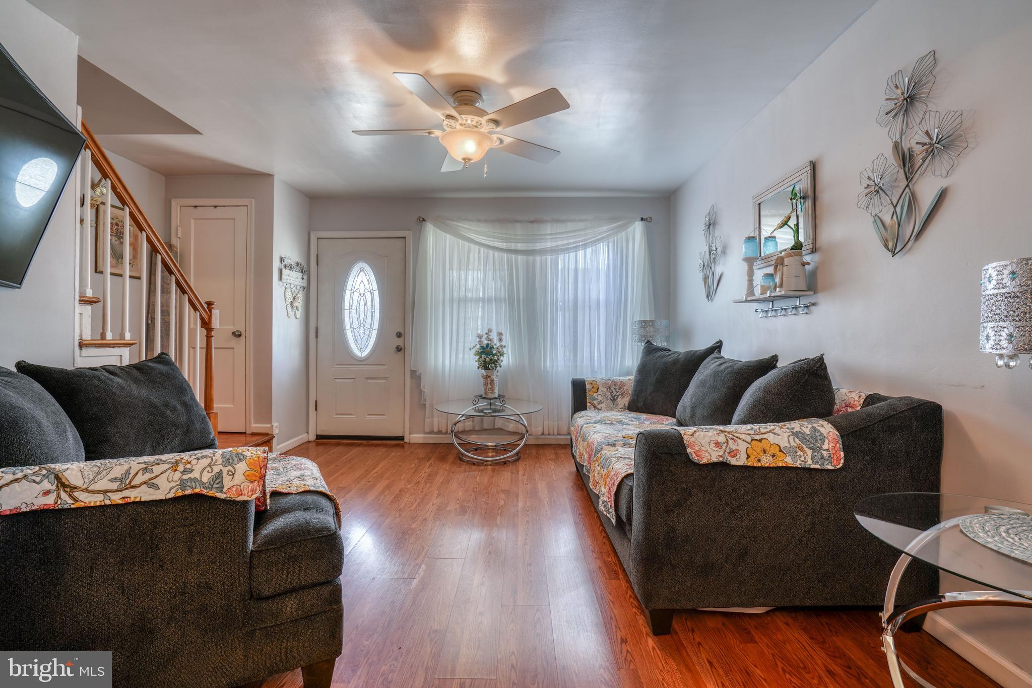 7546 Westfield Road Dundalk, MD 21222 - Photo 8 of 24 Living Room
