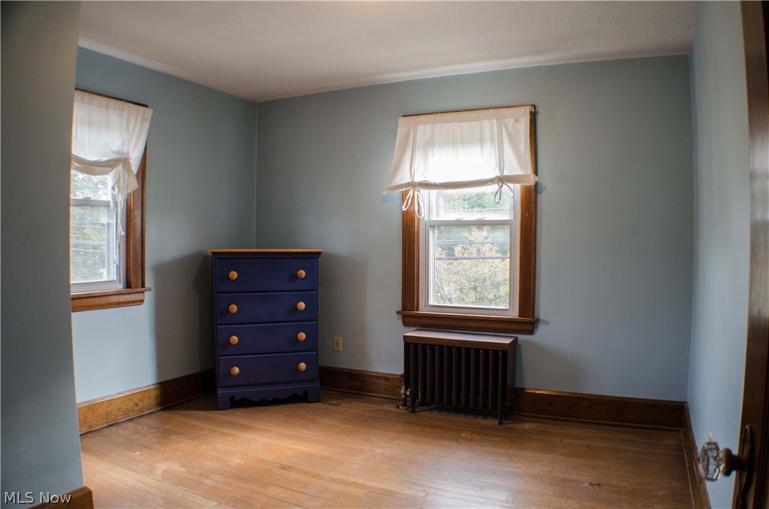 1123 Berwin Street Akron, OH 44310 - Photo 19 of 34 Bedroom 3 with hardwood floors