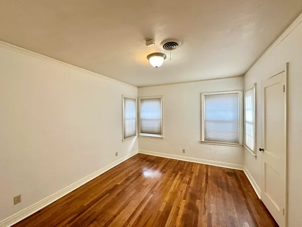 $1,195 | 2508 31st Street, Lubbock, TX 79410