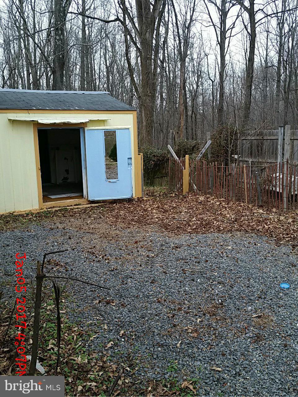 9285 Caledon Road King George, VA 22485 - Photo 4 of 17 Exterior (Front)