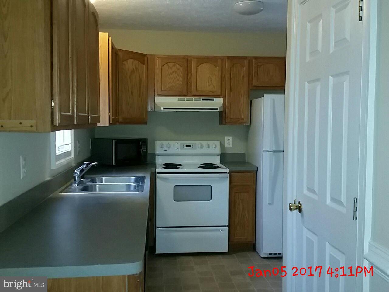 9285 Caledon Road King George, VA 22485 - Photo 9 of 17 fresh paint, brand new refrigerator installed!