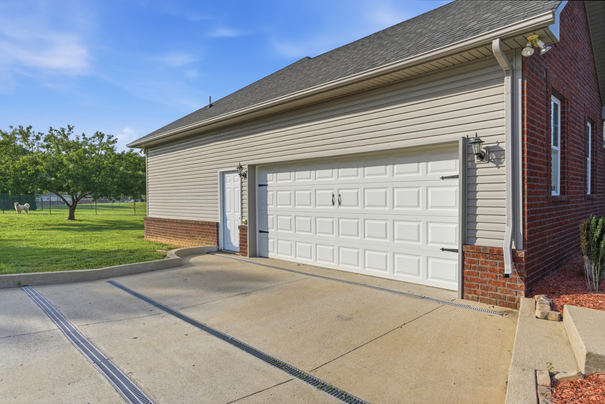 738 Sycamore Drive Springfield, TN 37172 - Photo 5 of 39
