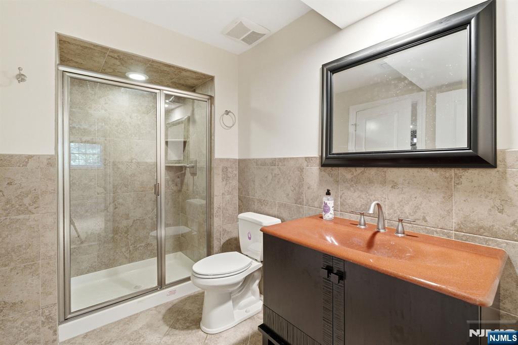 42 Spring Valley Road Montvale, NJ 07645 - Photo 37 of 50