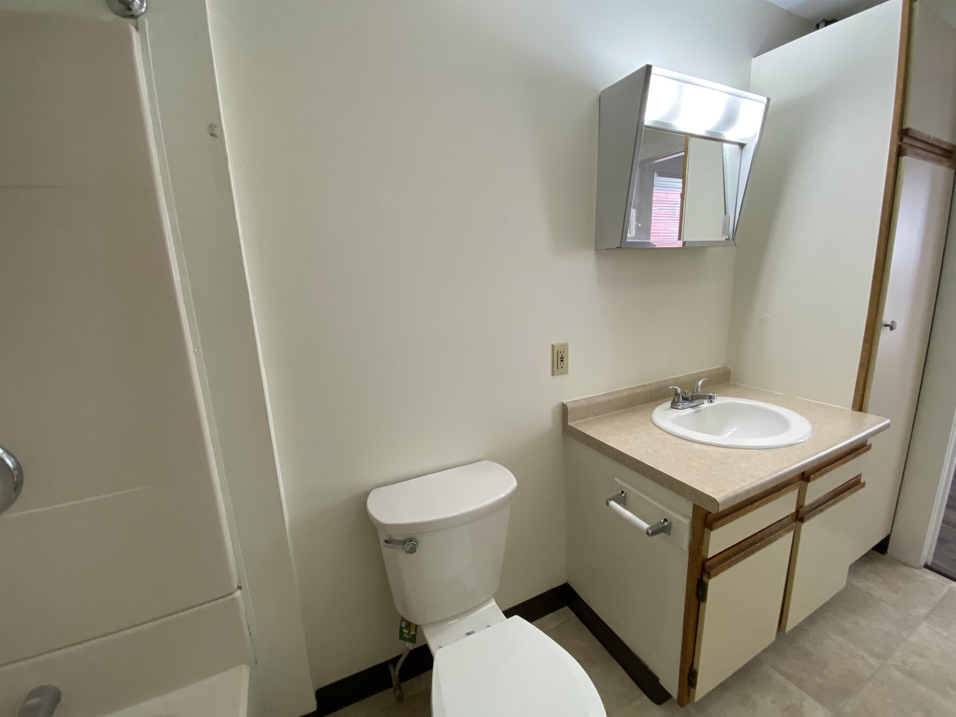 133 Second Street, Unit 2S Manchester, NH 03102 - Photo 41 of 45