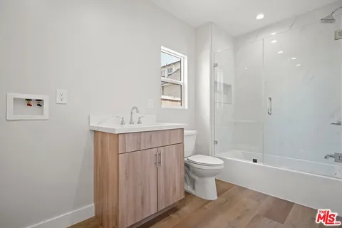 $1,599,000 | 1563 East Elizabeth Street, Pasadena, CA 91104