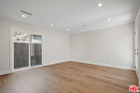 $1,599,000 | 1563 East Elizabeth Street, Pasadena, CA 91104