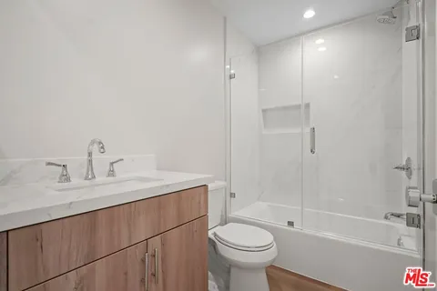 $1,599,000 | 1563 East Elizabeth Street, Pasadena, CA 91104