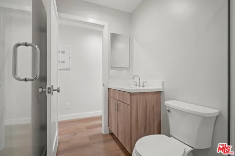 $1,599,000 | 1563 East Elizabeth Street, Pasadena, CA 91104