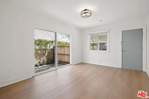 $1,599,000 | 1563 East Elizabeth Street, Pasadena, CA 91104