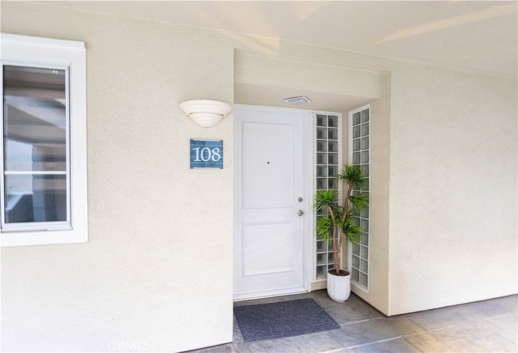 an entryway at livingroom with furniture