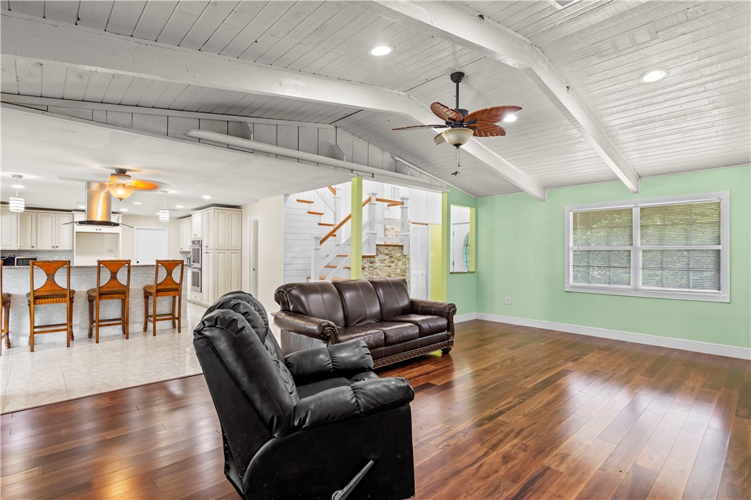 8906 Russos Road Fort Pierce, FL 34951 - Photo 5 of 28