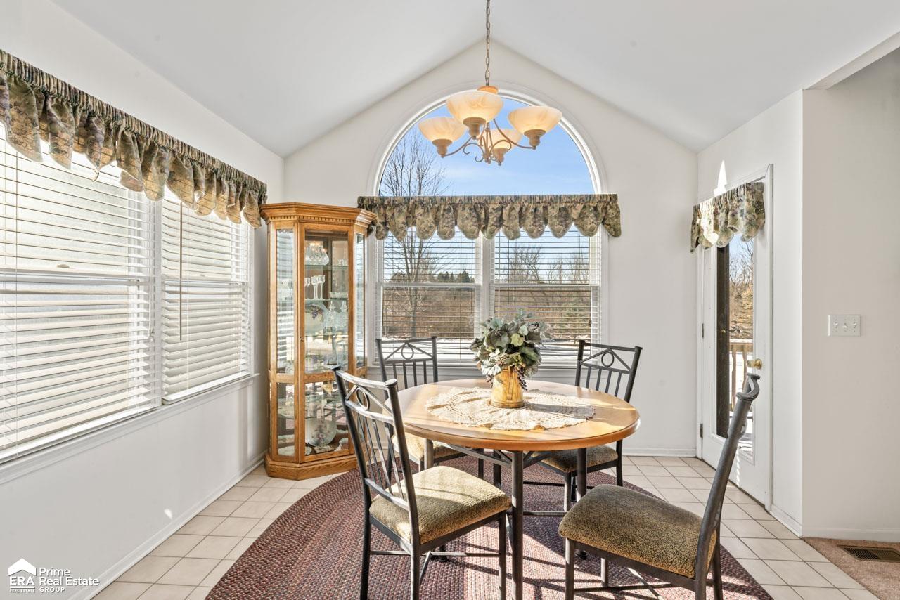 5804 South County Line Road Durand, MI 48429 - Photo 6 of 39