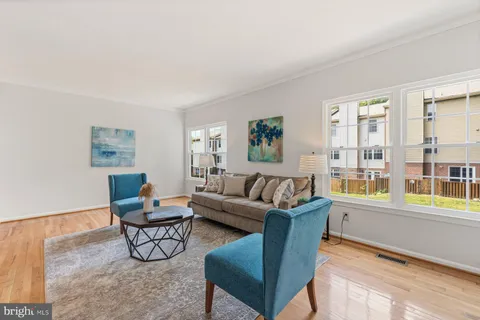 $450,000 | 14520 Banquo Terrace, Silver Spring, MD 20906
