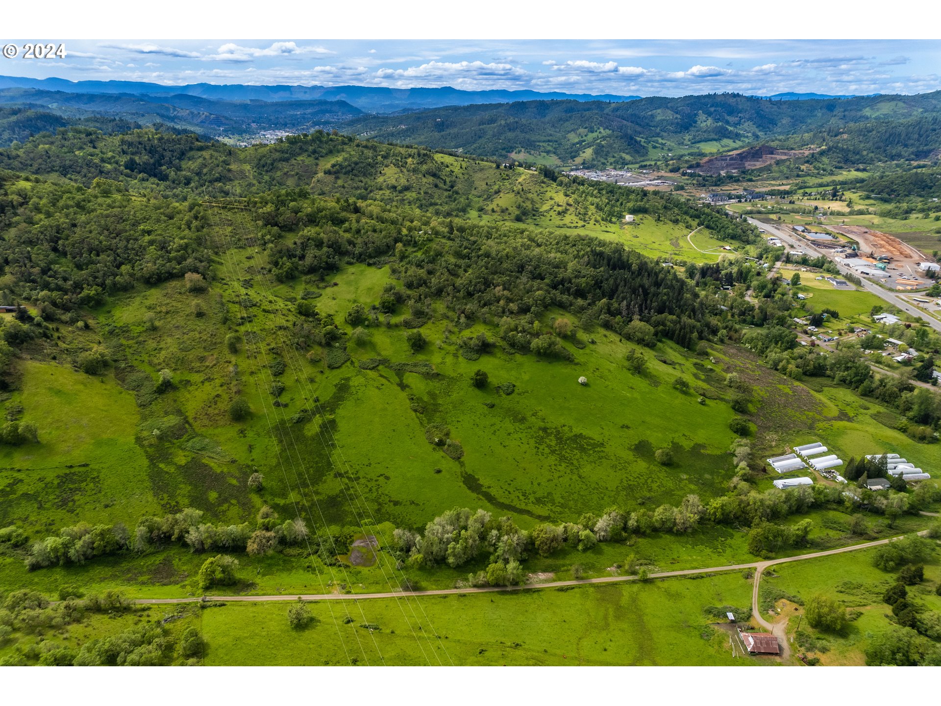 783 Buckhorn Road Roseburg, OR 97470 - Photo 12 of 30 Gallery Image 12
