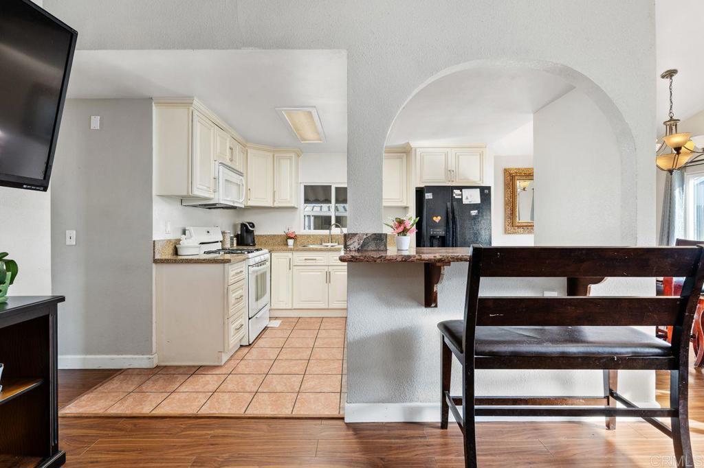 220 Camino Corto, Unit 96 Vista, CA 92083 - Photo 14 of 32