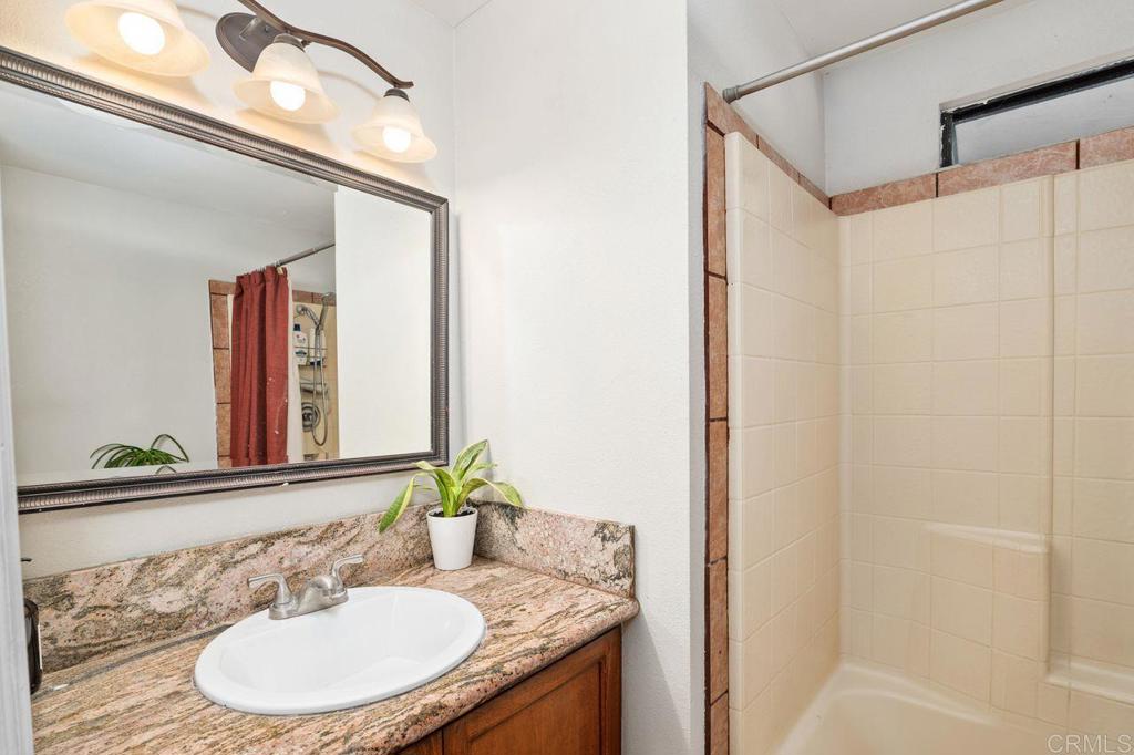 220 Camino Corto, Unit 96 Vista, CA 92083 - Photo 26 of 32