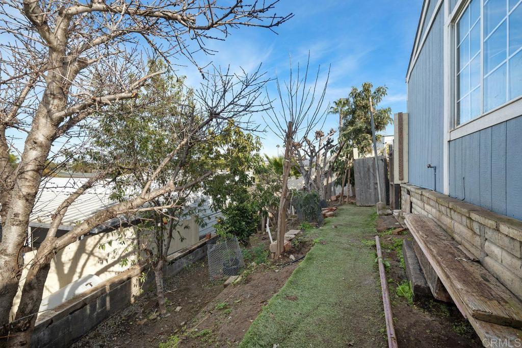 220 Camino Corto, Unit 96 Vista, CA 92083 - Photo 30 of 32