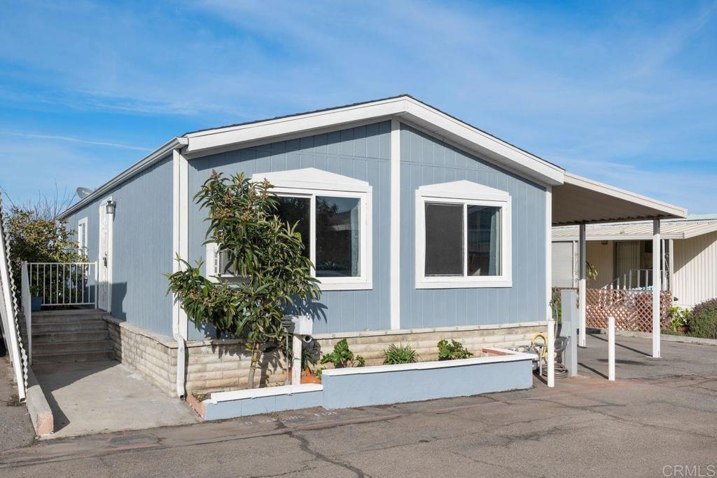 220 Camino Corto, Unit 96 Vista, CA 92083 - Photo 3 of 32