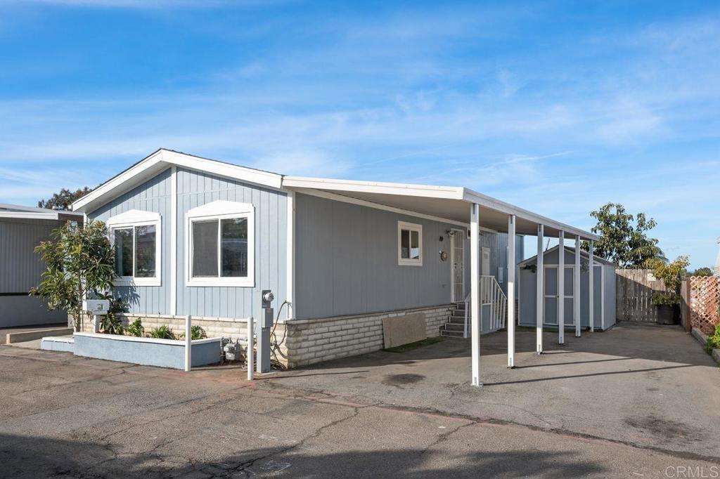 220 Camino Corto, Unit 96 Vista, CA 92083 - Photo 4 of 32