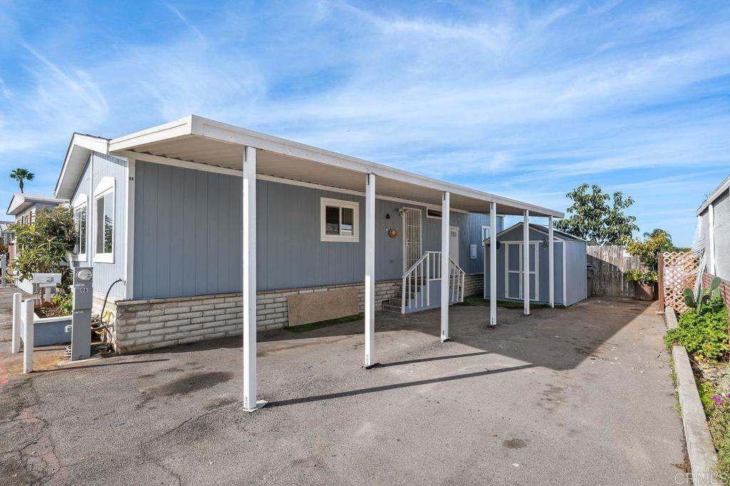 220 Camino Corto, Unit 96 Vista, CA 92083 - Photo 5 of 32