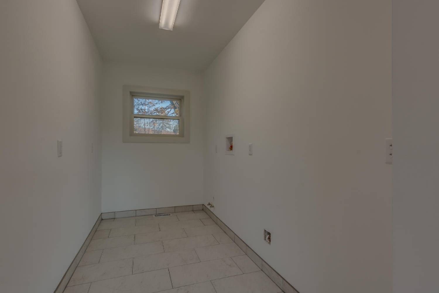 18955 Three Oaks Road Three Oaks, MI 49128 - Photo 21 of 25 017-11-The Laundry