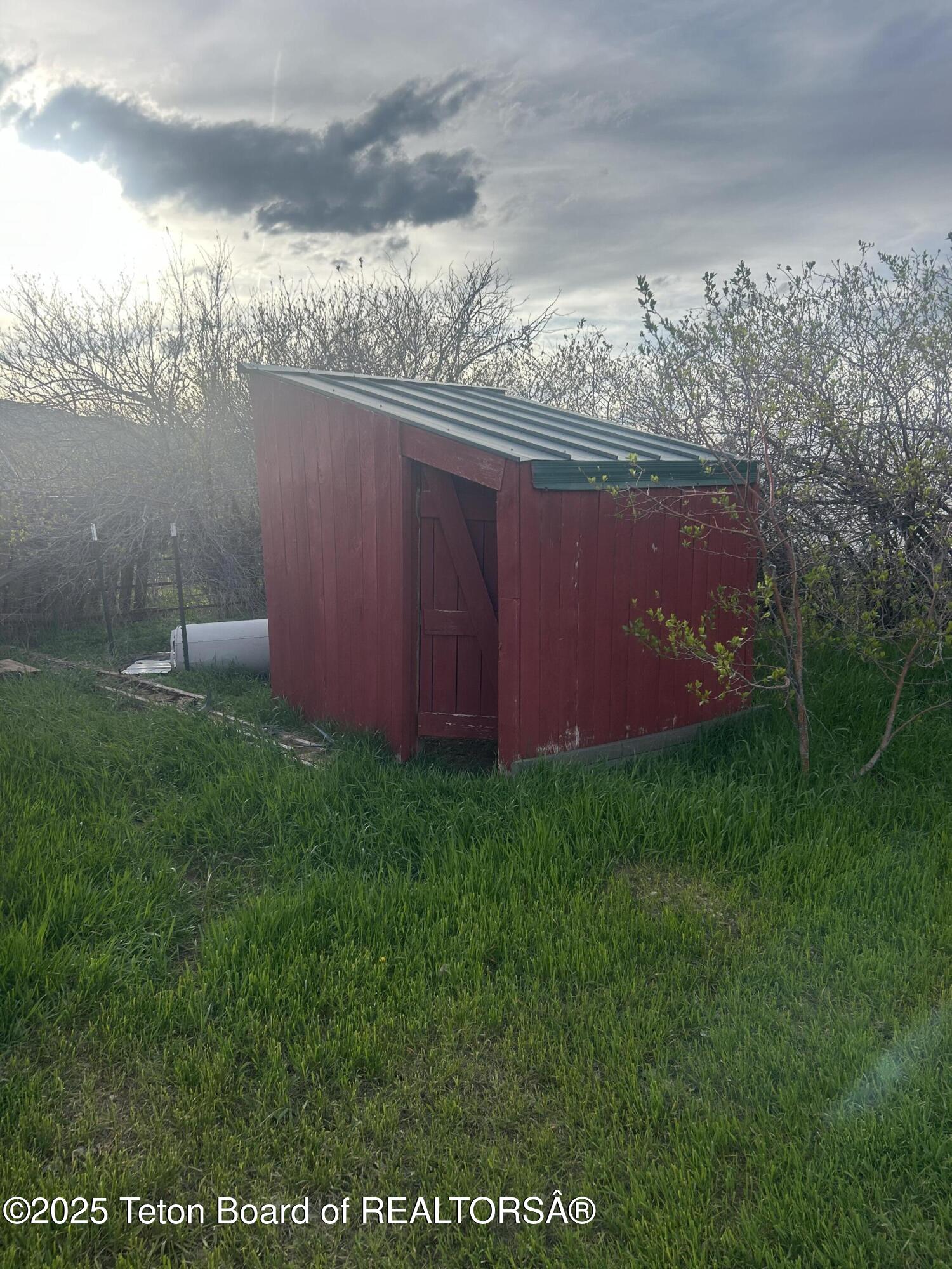 522 East L Clark Lane Smoot, WY 83126 - Photo 14 of 58 Saberon 6