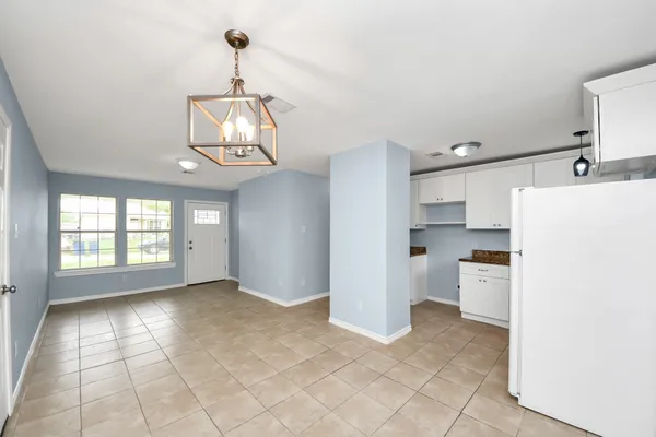 $1,650 | 3511 Palm Avenue, Texas City, TX 77590