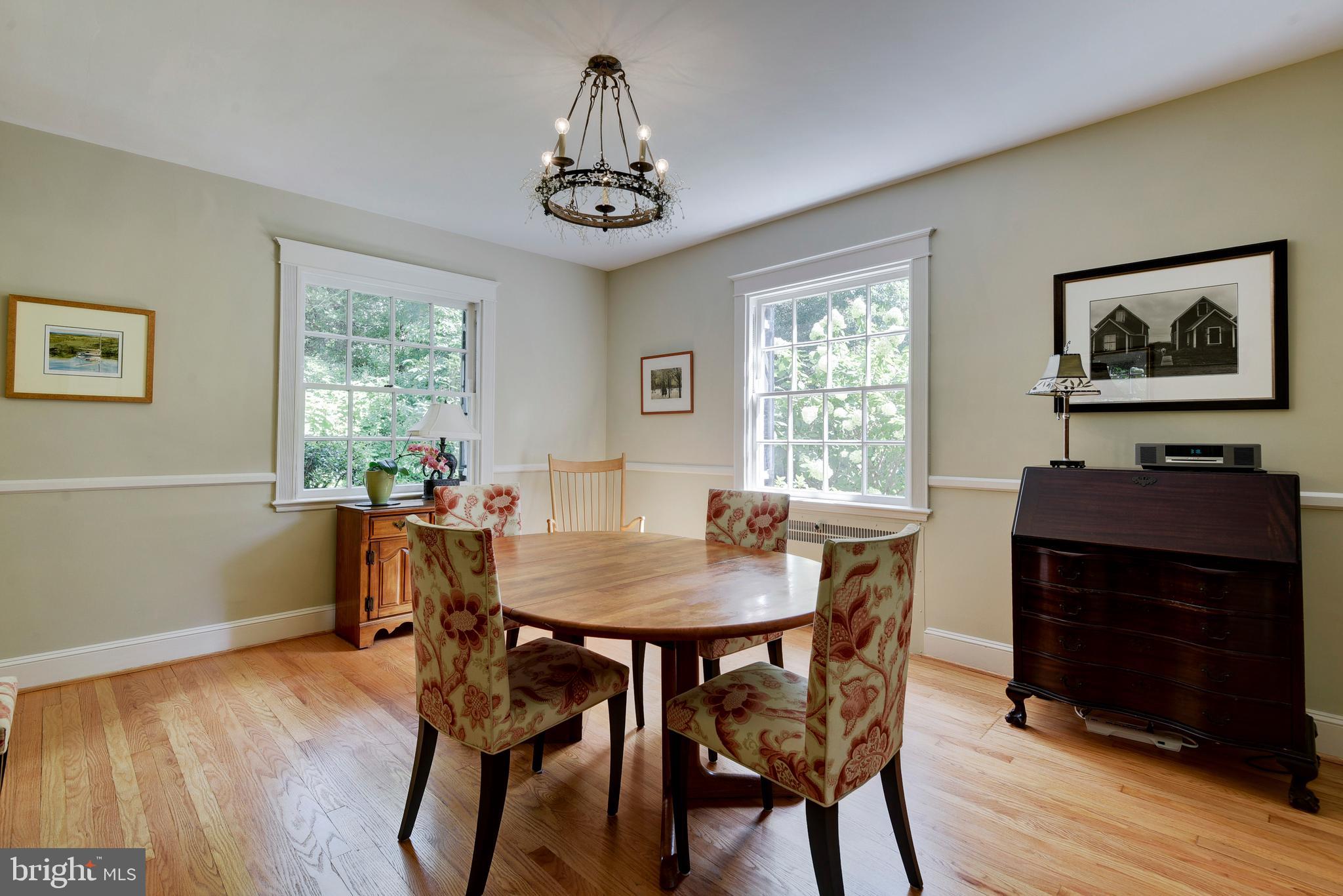 4127 Westview Road Baltimore, MD 21218 - Photo 12 of 43 Dining room