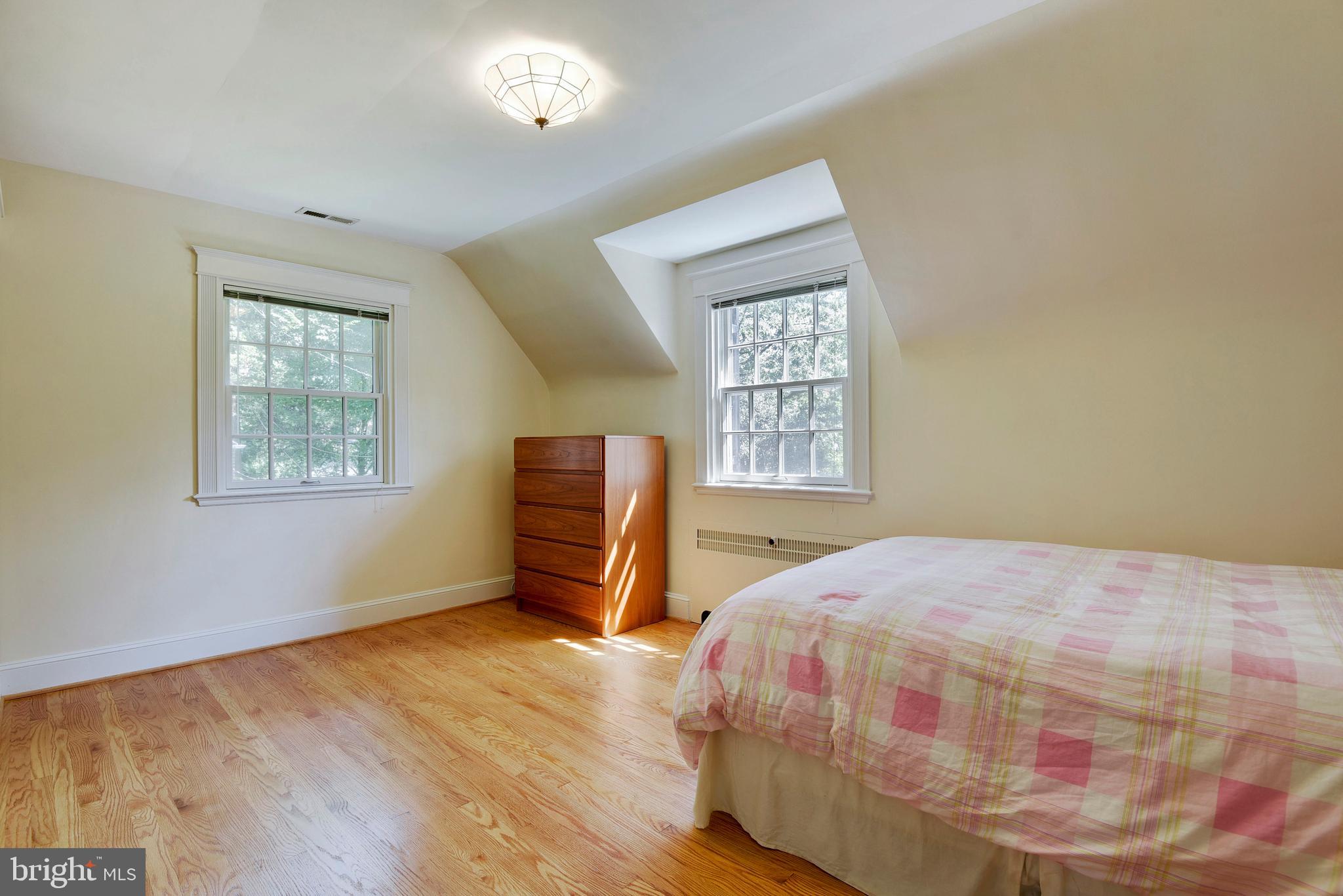 4127 Westview Road Baltimore, MD 21218 - Photo 23 of 43 Bedroom