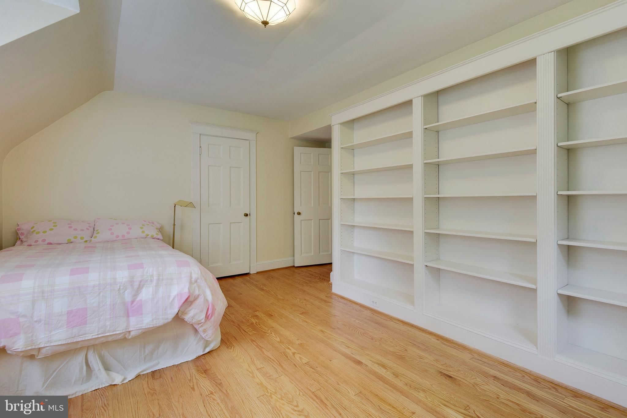 4127 Westview Road Baltimore, MD 21218 - Photo 24 of 43 Bedroom