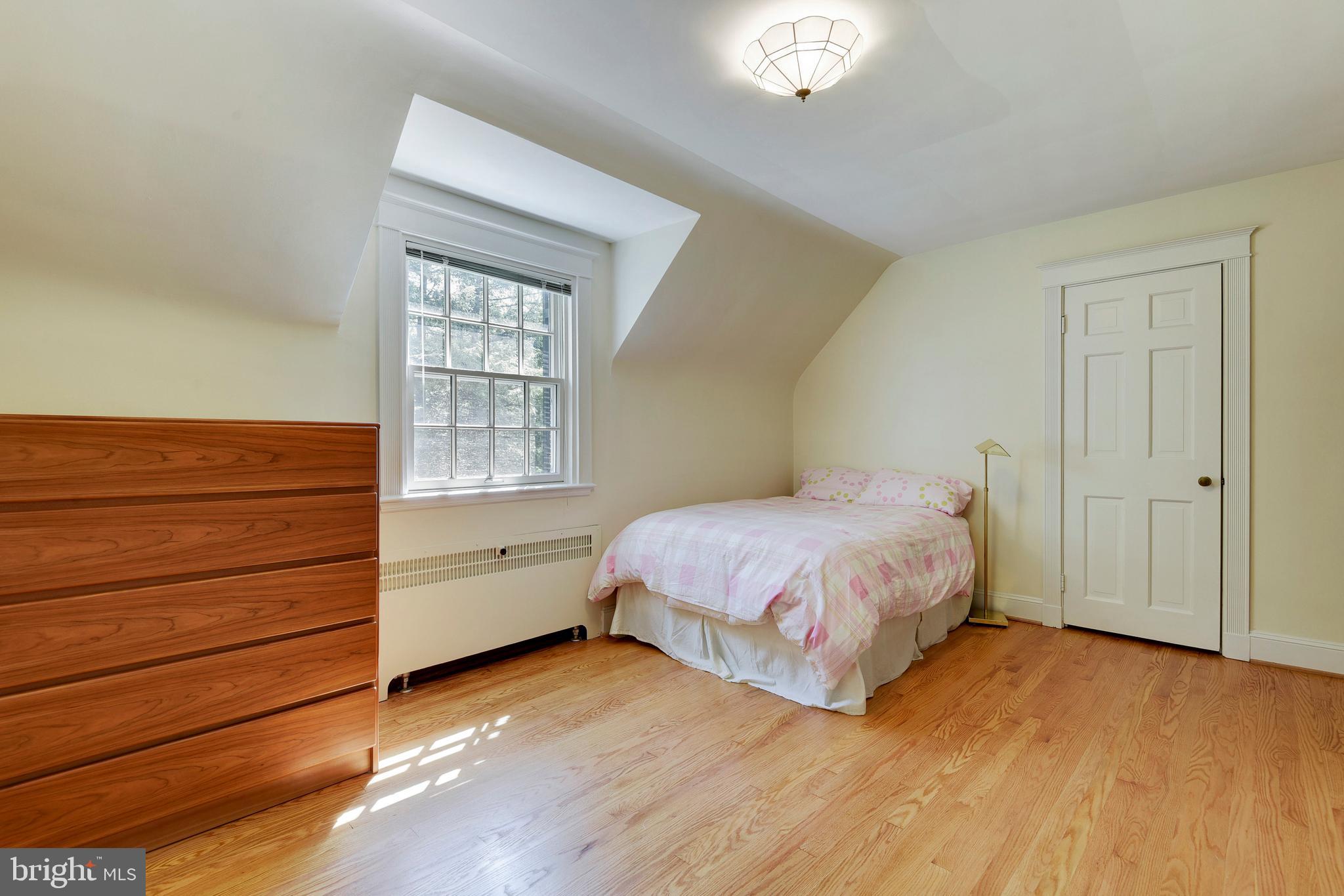 4127 Westview Road Baltimore, MD 21218 - Photo 25 of 43 Bedroom