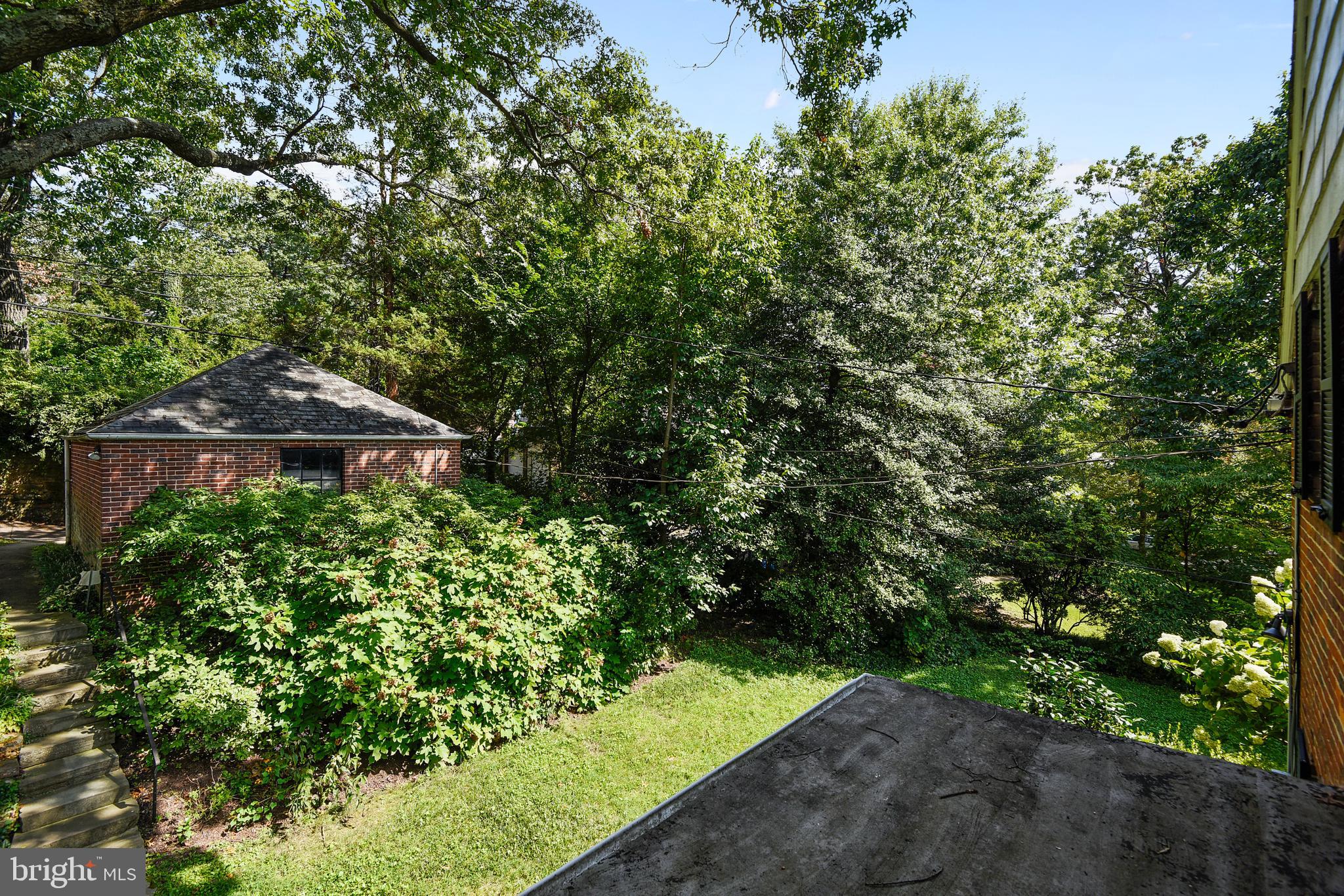 4127 Westview Road Baltimore, MD 21218 - Photo 35 of 43 Rear area