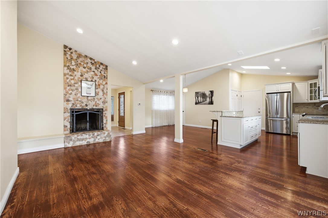 28 Fox Chapel Road Amherst, NY 14221 - Photo 12 of 38