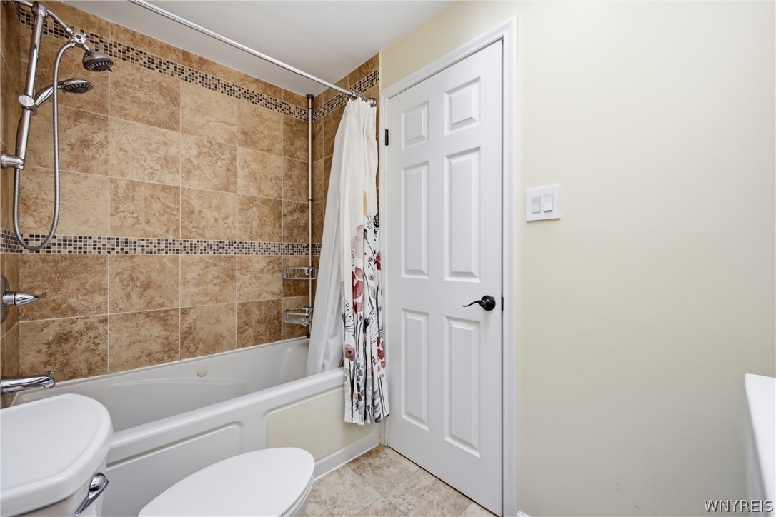 28 Fox Chapel Road Amherst, NY 14221 - Photo 25 of 38