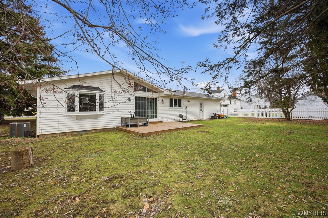 28 Fox Chapel Road Amherst, NY 14221 - Photo 32 of 38