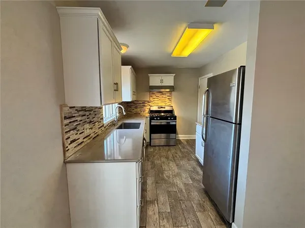 $2,250 | 1289 Creek Street, Penfield, NY 14580