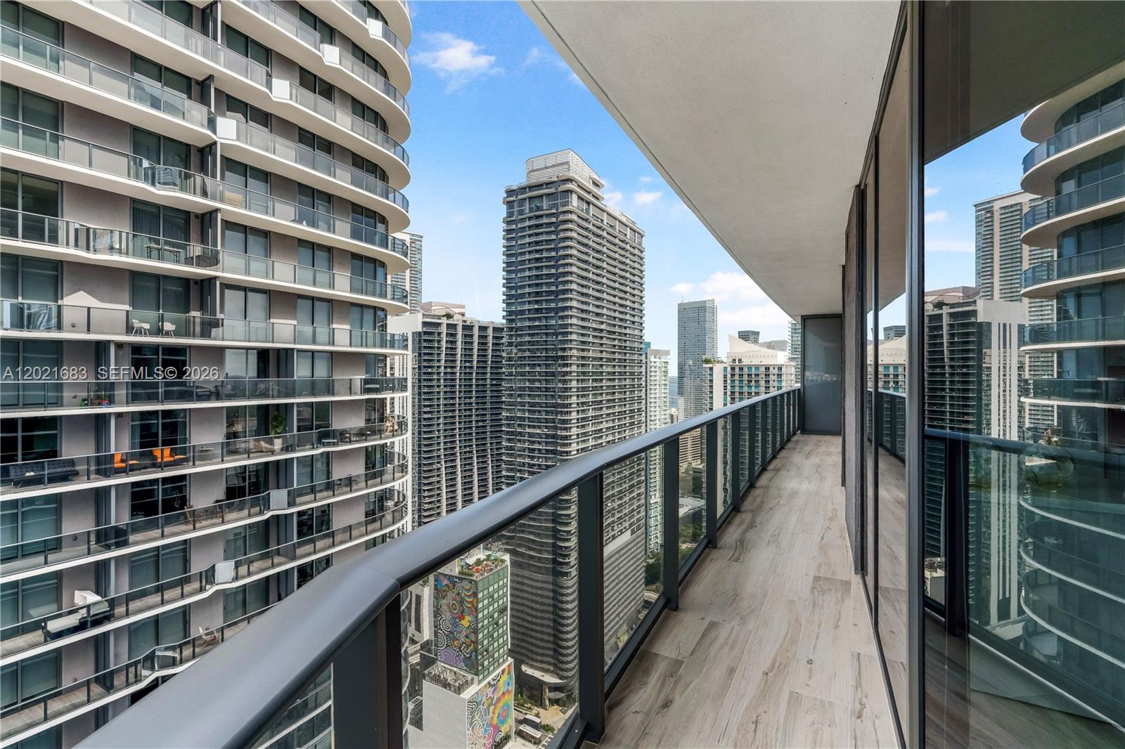 55 Southwest 9th Street, Unit 4001 Miami, FL 33130 - Photo 22 of 34