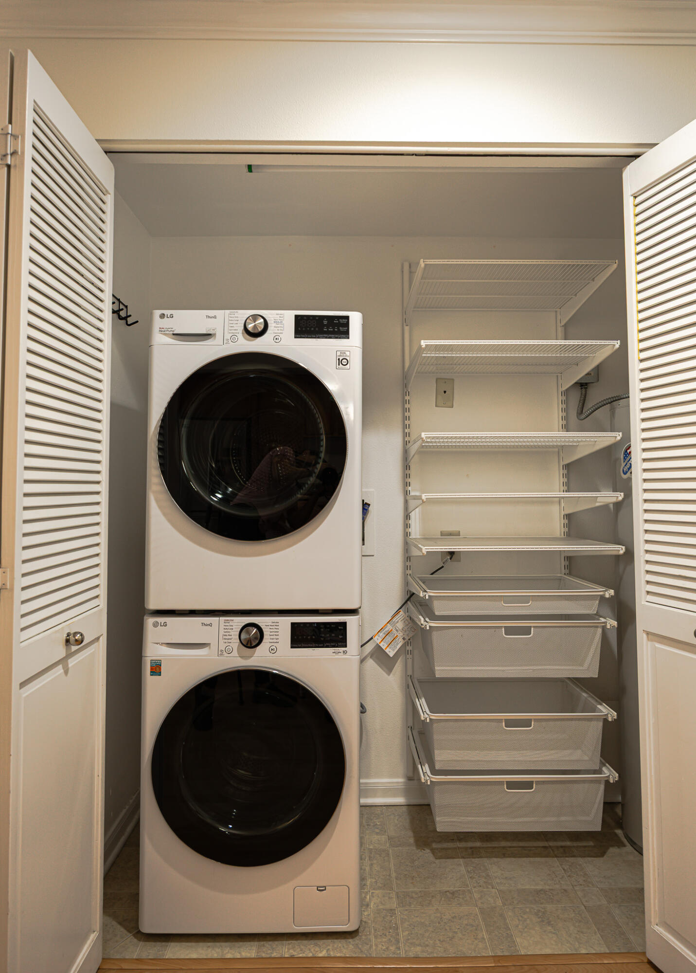 1108 North Milwaukee Street, Unit 320 Milwaukee, WI 53202 - Photo 24 of 32 In unit laundry