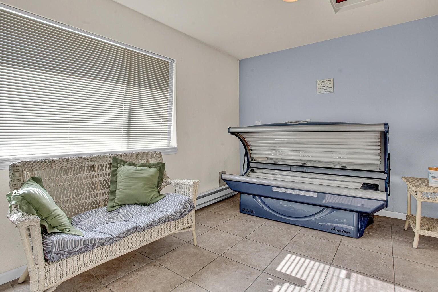 1108 North Milwaukee Street, Unit 320 Milwaukee, WI 53202 - Photo 30 of 32 Tanning room