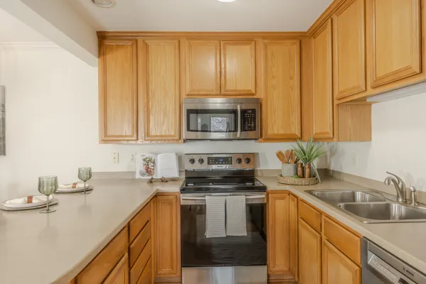 $230,000 | 1108 North Milwaukee Street, Unit 320, Milwaukee, WI 53202