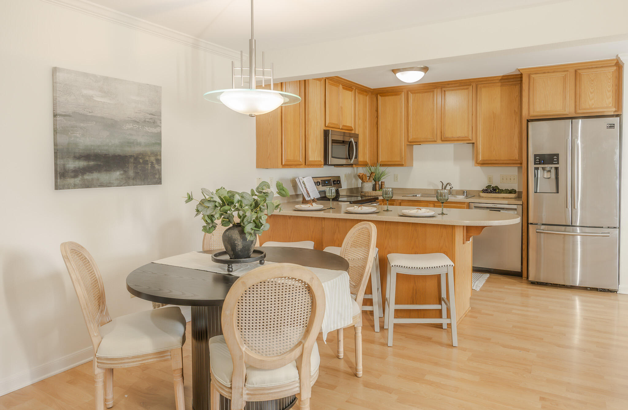 1108 North Milwaukee Street, Unit 320 Milwaukee, WI 53202 - Photo 6 of 32 IMG_1343