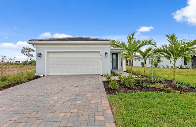 $464,000 | 18928 Indian Rock Place, Bradenton, FL 34212