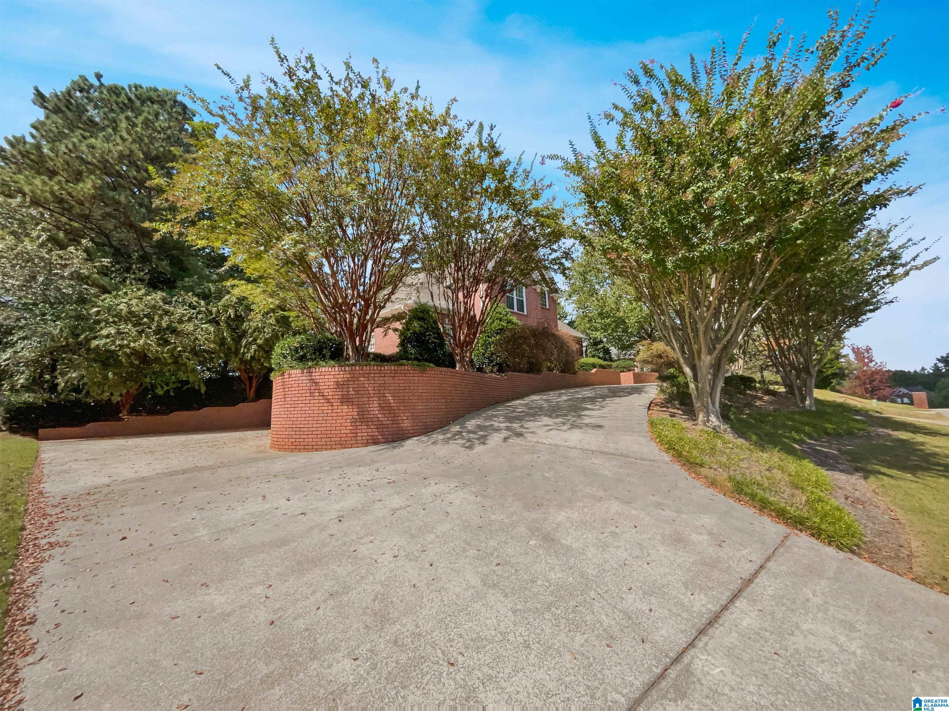 6474 Cambridge Road Pinson, AL 35126 - Photo 7 of 29