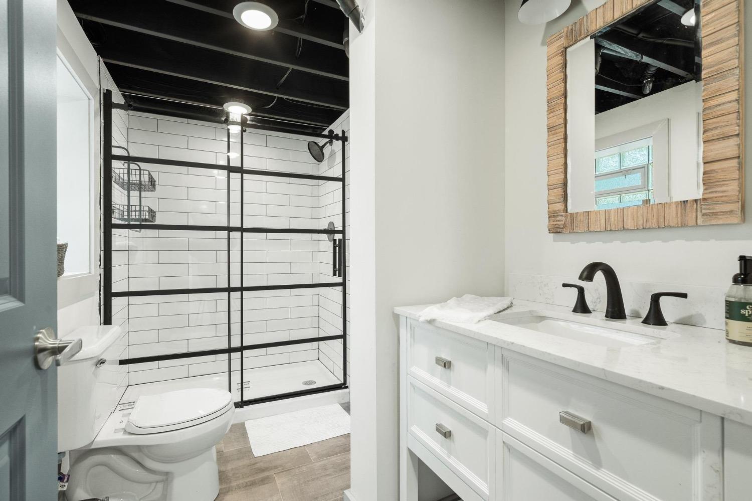 2724 Springdale Road Cincinnati, OH 45251 - Photo 24 of 31 Gallery Image 24