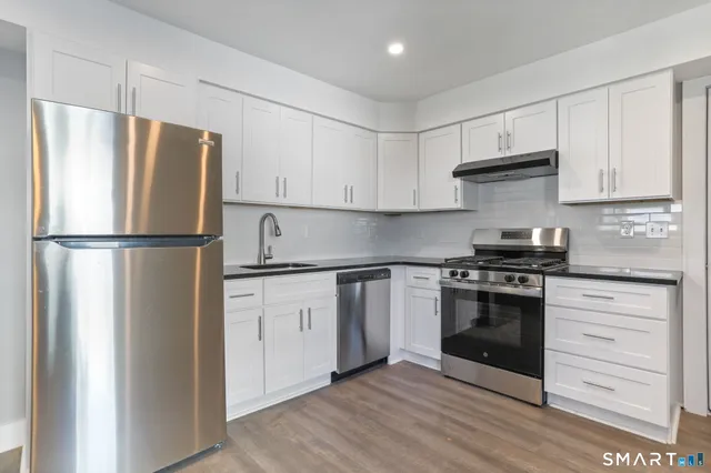 $2,700 | 35 Euclid Avenue, Unit A, Stamford, CT 06902