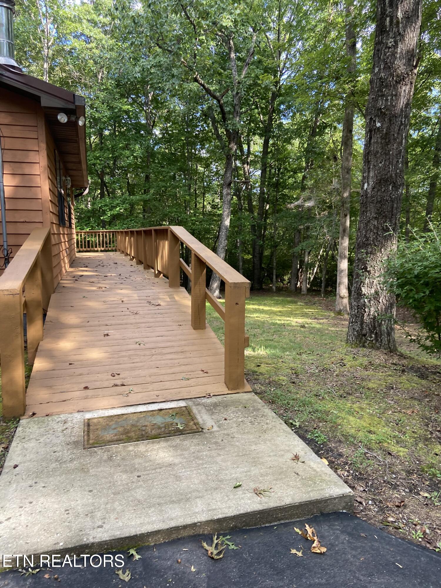 1729 Huckleberry Road Monterey, TN 38574 - Photo 23 of 47 IMG_1614