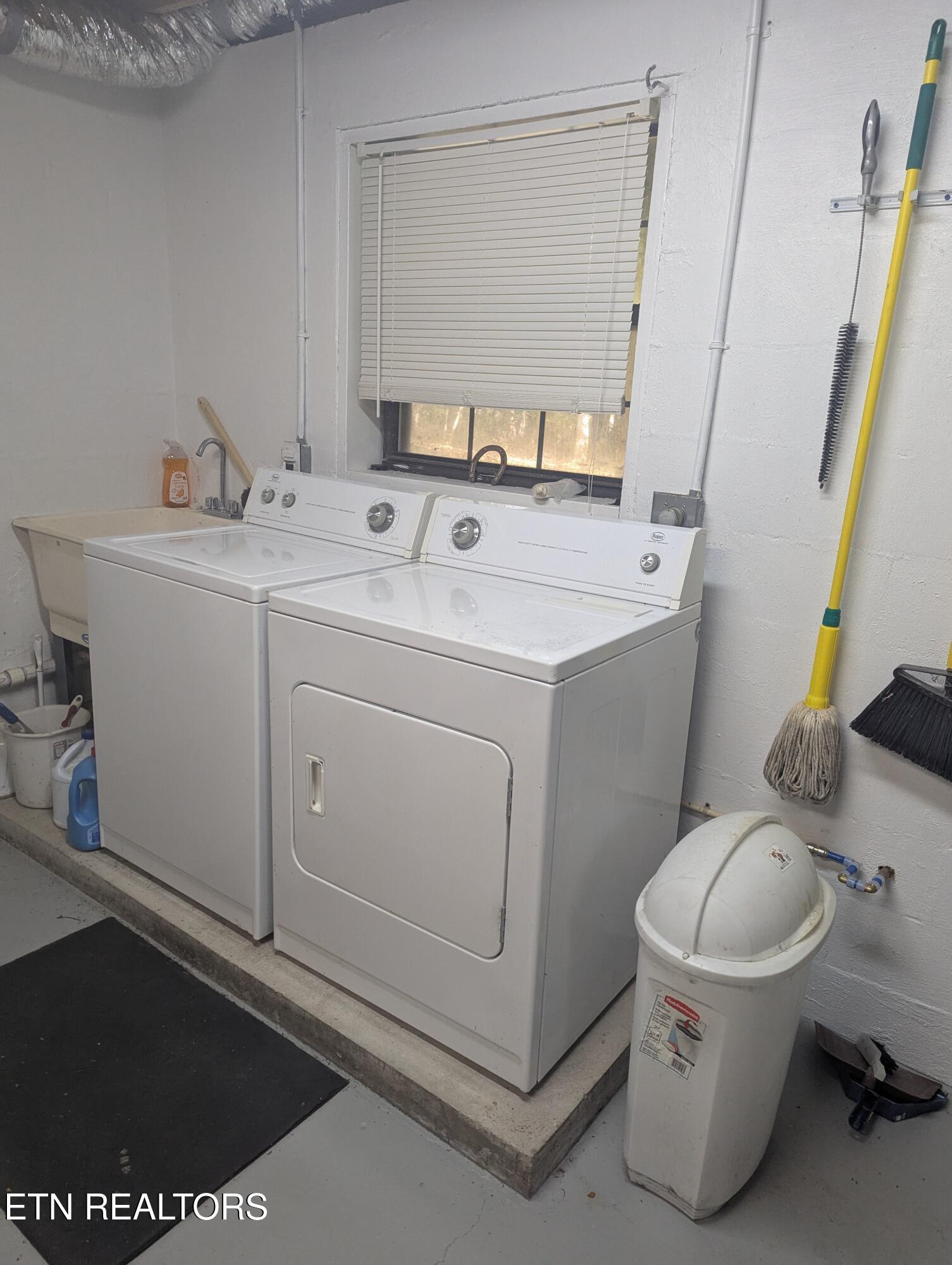 1729 Huckleberry Road Monterey, TN 38574 - Photo 28 of 47 PXL_20250927_195128990