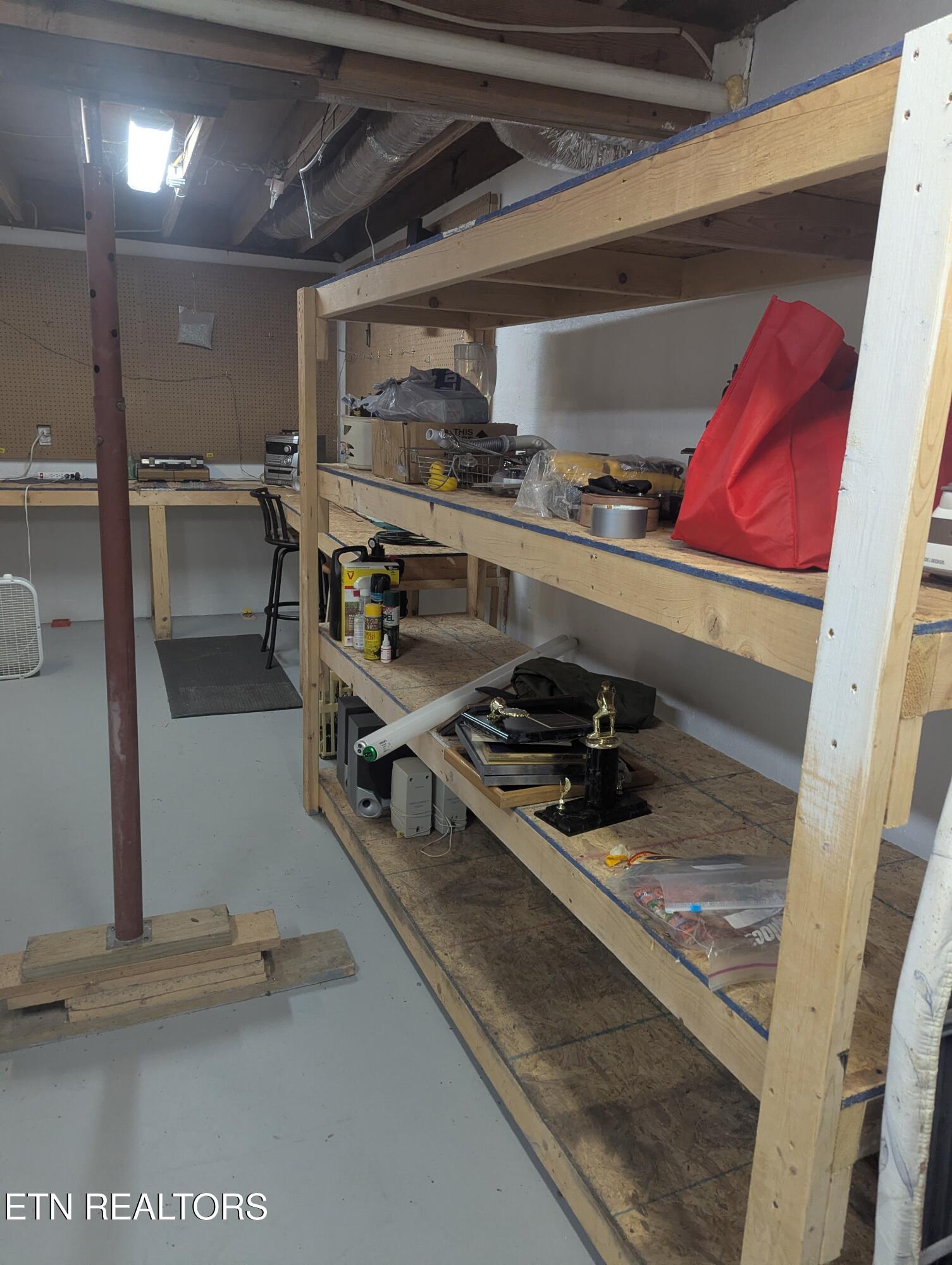 1729 Huckleberry Road Monterey, TN 38574 - Photo 30 of 47 PXL_20250927_195142963